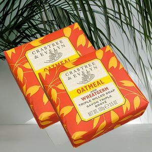 Crabtree & Evelyn Oatmeal And Wheatgerm Triple Milled Bar Soap 100g 3.5 Oz X 2